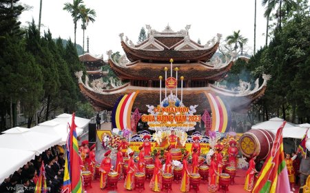 Lễ hội chùa Hương – TOP 20 lễ hội đặc sắc tại Việt Nam (P.2) – [VIETKINGS-TOPPLUS – Hành trình TOP Việt Nam]